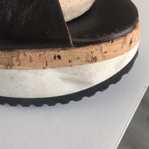 Attilio Guisti Leombruni Black 2” wedge platform strapping leather sandal Sz 39 - Picture 10 of 10